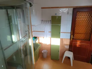 Földszinti, külön ágyas, 3. számú szoba