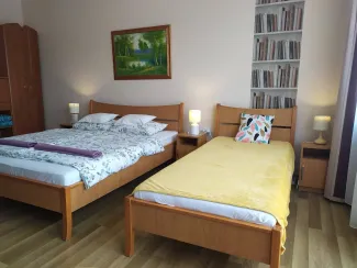 Első emeleti, családi, 5. számú szoba