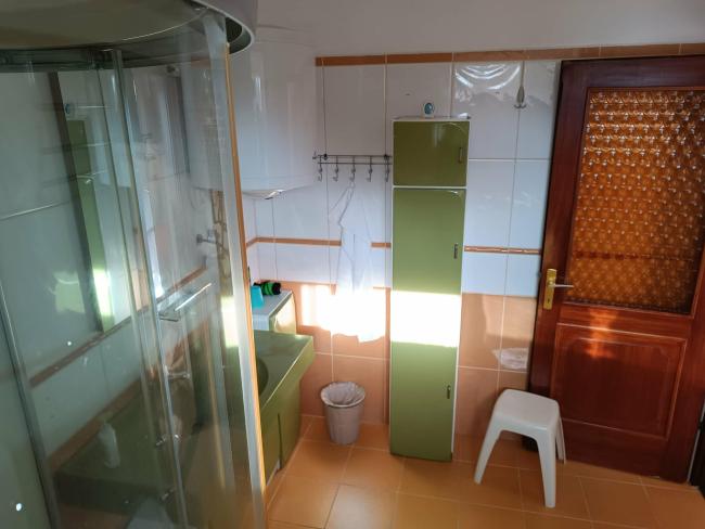 Földszinti, külön ágyas, 3. számú szoba